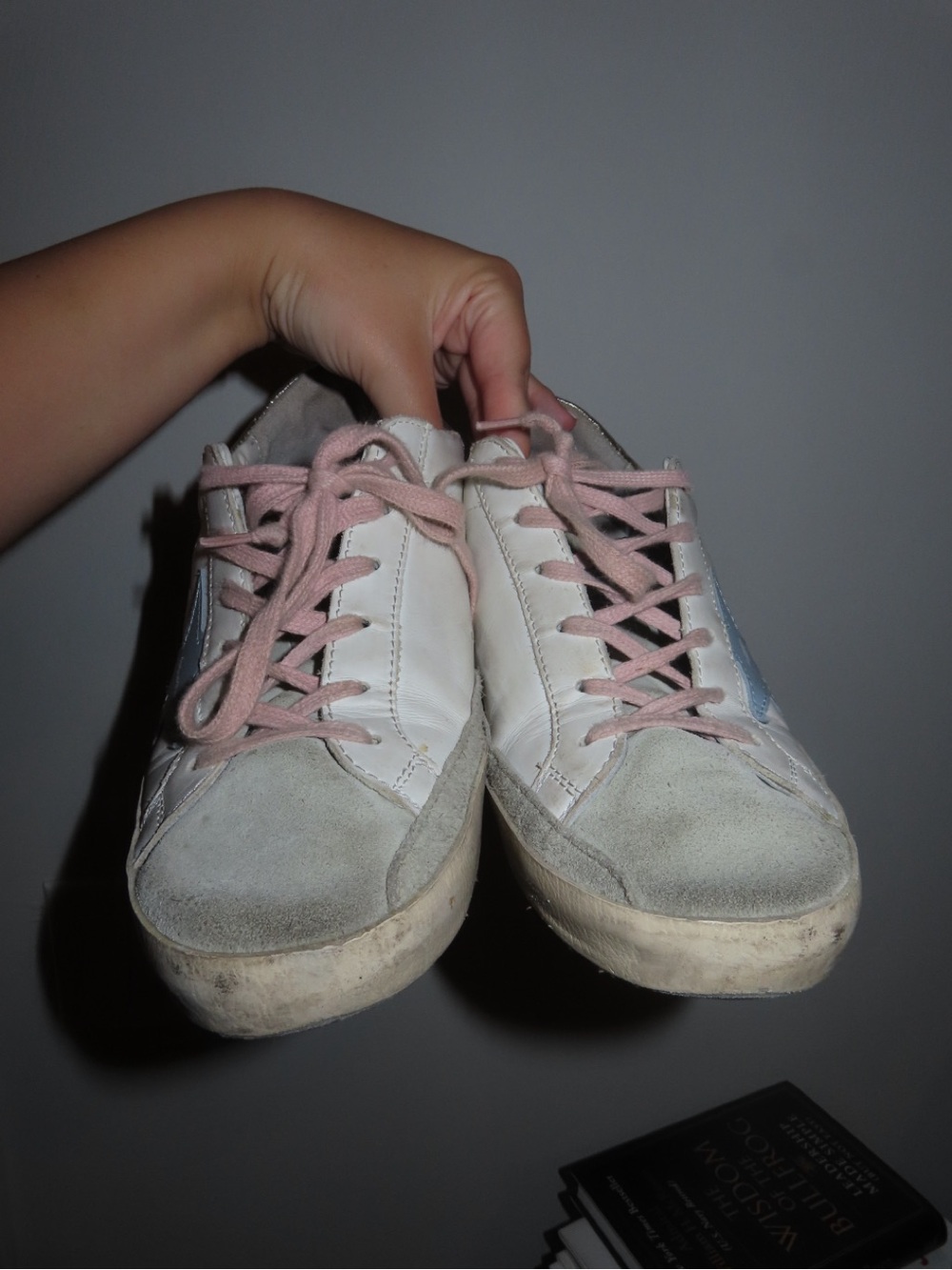 Golden Goose White Sneakers with Blue Star and Pink Laces - Picture 2 of 12